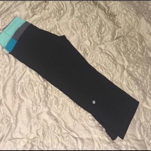 Like New Lululemon 🍋 capris